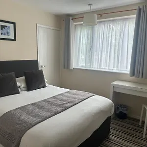 3* Pensión Alder